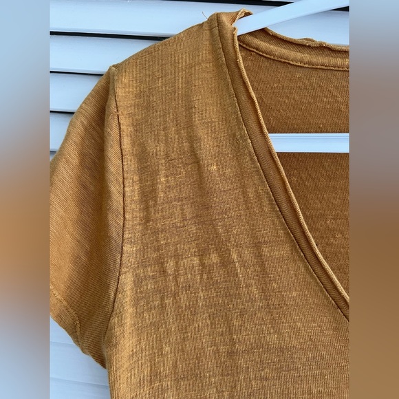 Lanthropy 100% Linen Tshirt Distressed Collar Mustard sz S - Picture 4 of 6